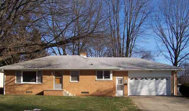 1200 Maplewood Dr., Normal, IL 61761
