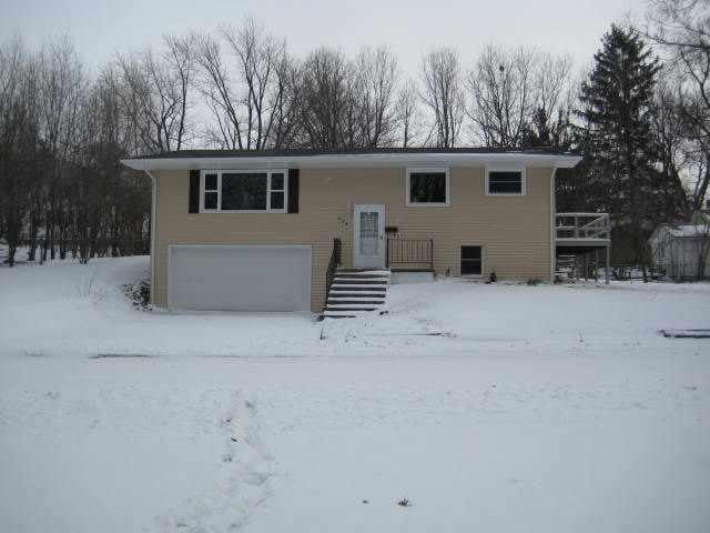 624 N Elm St., Clinton, IL 61727