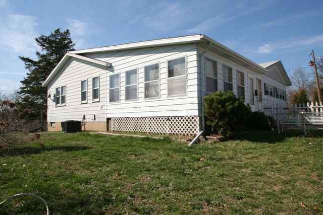 25563 Townline Rd., Tremont, IL 61568