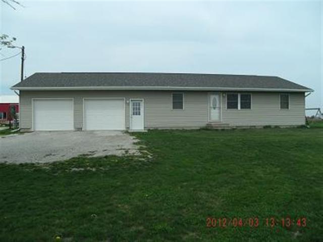 7523 E 1500 Rd., Graymont, IL 61743