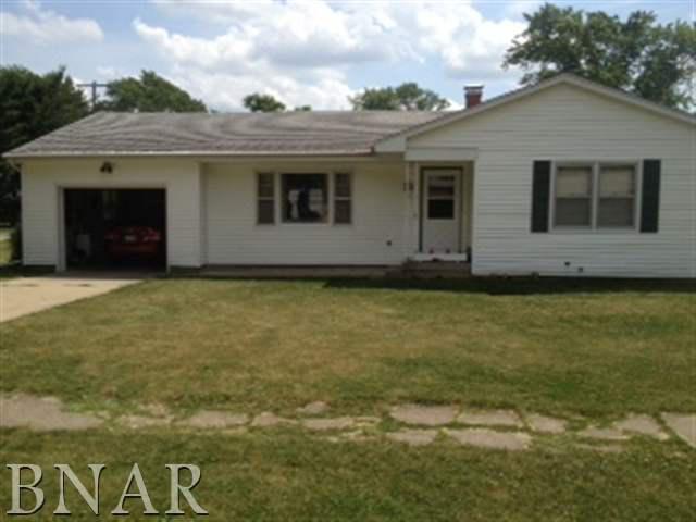 115 E Seventh St., Gridley, IL 61744
