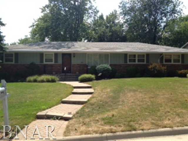 221 Riss Dr., Normal, IL 61761