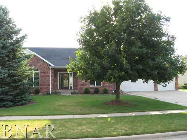 2102 Woodbine Rd., Bloomington, IL 61704