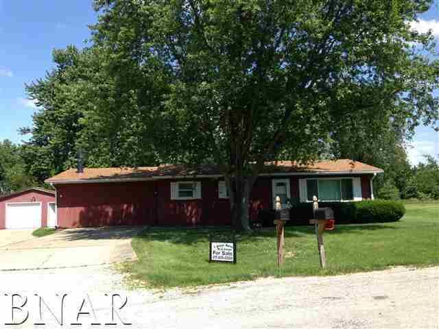 9967 Madison Park Rd., Clinton, IL 61727