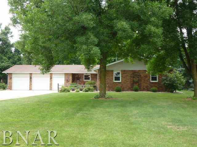 7109 Richland Dr., Clinton, IL 61727