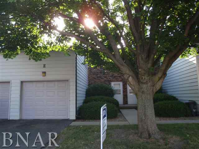 2516 E Washington St. #E, Bloomington, IL 61704