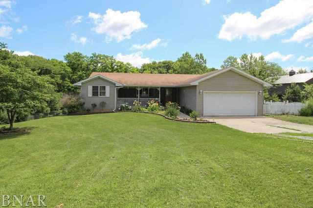 665 Heritage, Mackinaw, IL 61755
