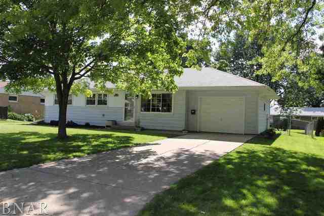 1113 Bakewell, Normal, IL 61761