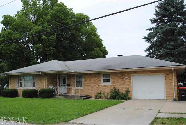 723 W Jefferson, Clinton, IL 61727