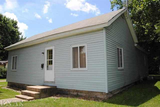 713 N George, Clinton, IL 61727