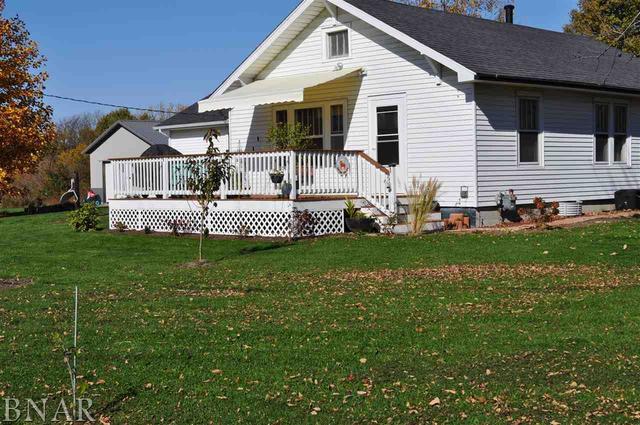 1175 S Madison St., Clinton, IL 61727