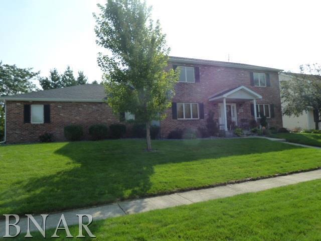 1227 Kenneth Dr., Bloomington, IL 61704