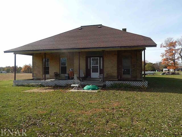 9914 Northyards Rd., Clinton, IL 61727