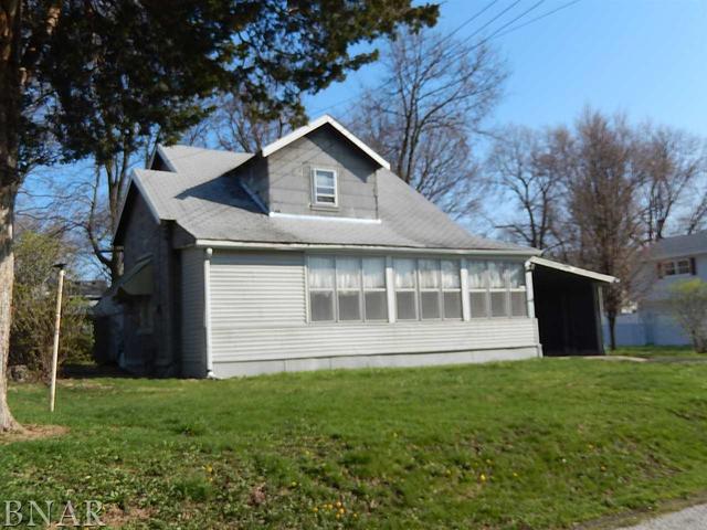 819 E Adams, Clinton, IL 61727
