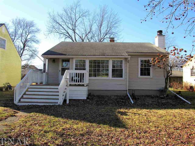 103 Portland Pl., Clinton, IL 61727