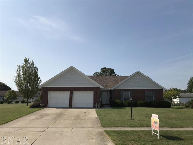 40 E Eighth Ave., El Paso, IL 61738