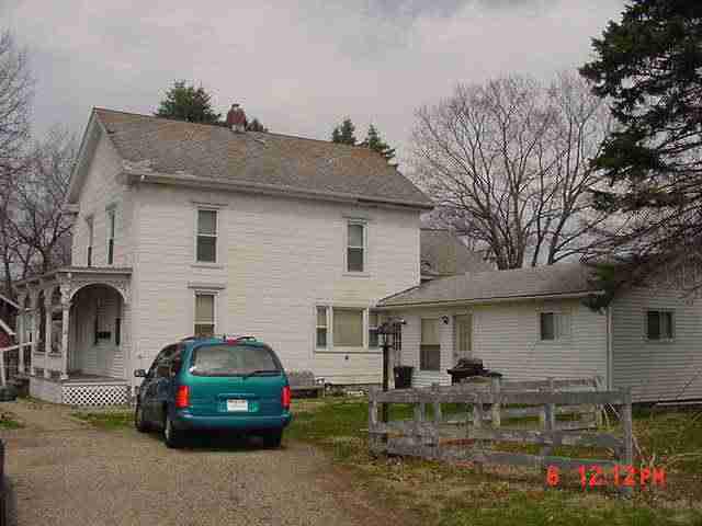 305 E Leo St., Eureka, IL 61530