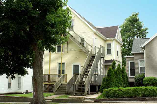 608 N Roosevelt Ave., Bloomington, IL 61701