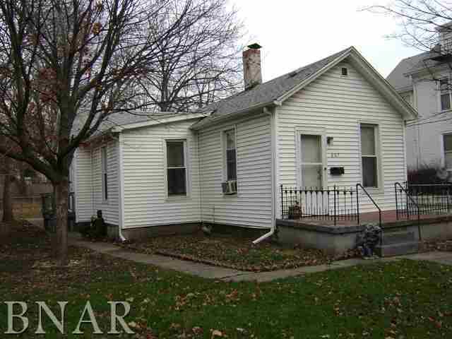 607 W Market St., Bloomington, IL 61701
