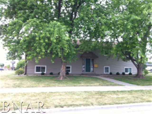 1707 Rockingham Dr., Normal, IL 61761