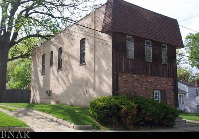 611 S Clayton St., Bloomington, IL 61701