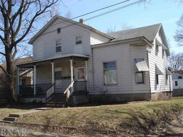 704 W Monroe St., Bloomington, IL 61701