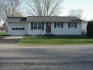 102 W Madison St., Maroa, IL 61756