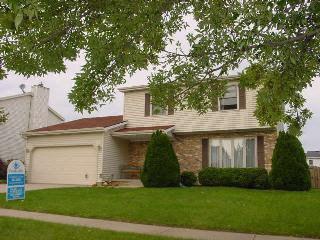 2706 Clearwater Ave., Bloomington, IL 61704