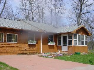 220 Heritage, Mackinaw, IL 61755