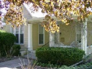 319 S Madison St., Clinton, IL 61727