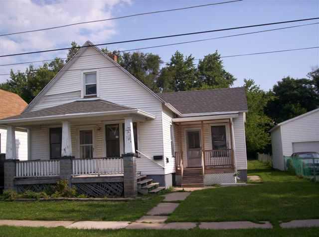 1409 Sheridan, Bloomington, IL 61701