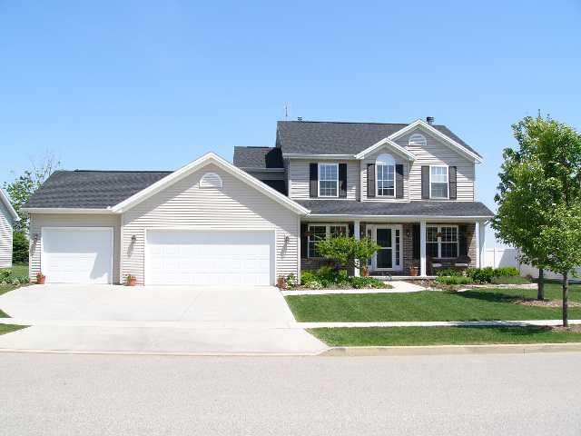 1411 Norma Dr., Bloomington, IL 61704
