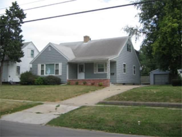 206 W Division St., Bloomington, IL 61701