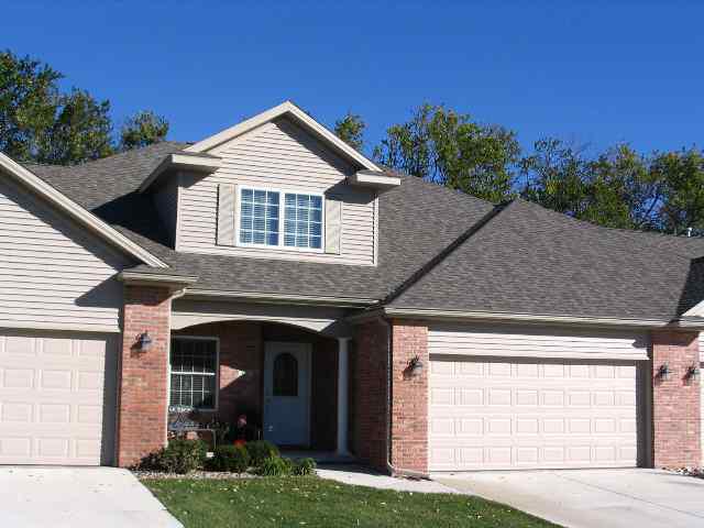 118 Spring Ridge Dr., Bloomington, IL 61704