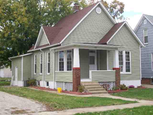 413 N Madison, Clinton, IL 61727