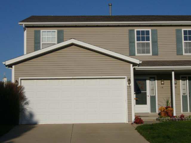 18 Rounds Rd., Bloomington, IL 61704