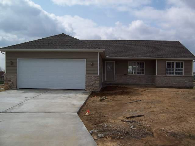 506 Coventry Ln., Mackinaw, IL 61755