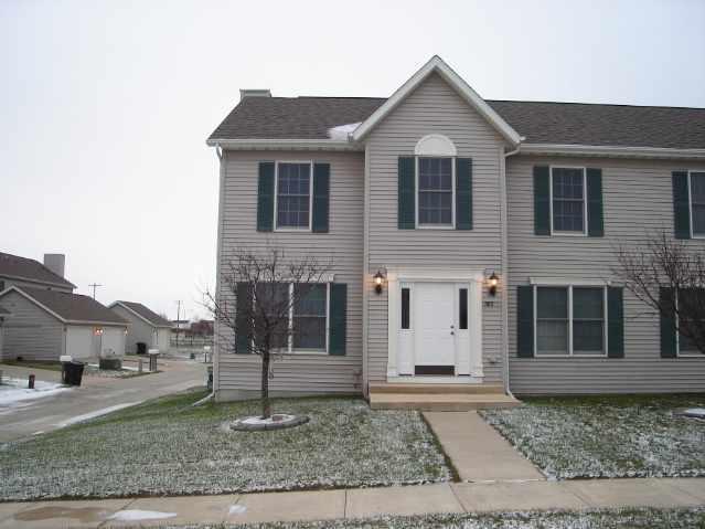 1413 Hull St., Normal, IL 61761
