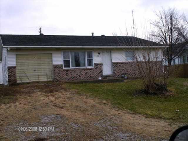 103 N High, Ellsworth, IL 61737