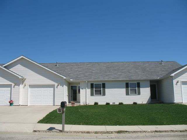89 Cedar Dr., Clinton, IL 61727