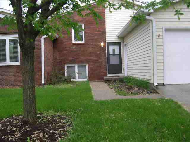 1558 Hunt Dr. #B, Normal, IL 61761