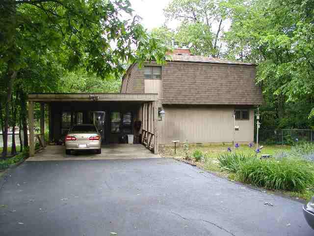 24578 Ron Smith Memorial Hwy., Hudson, IL 61748