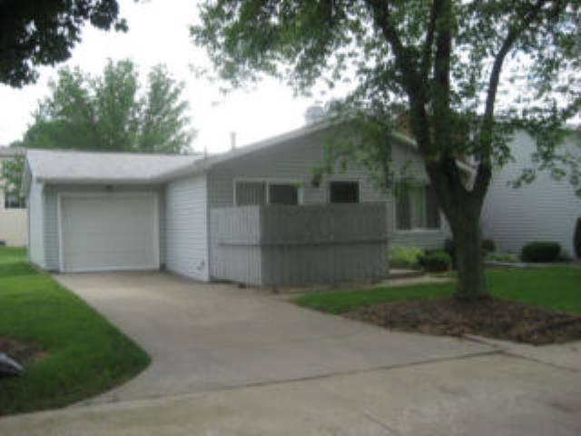 1554 #A Hunt Dr., Normal, IL 61761