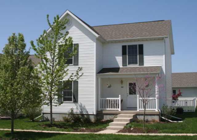 1411 River Landing, Normal, IL 61761