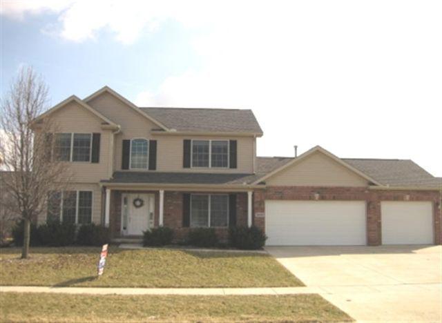 3609 Matthew Dr., Bloomington, IL 61704