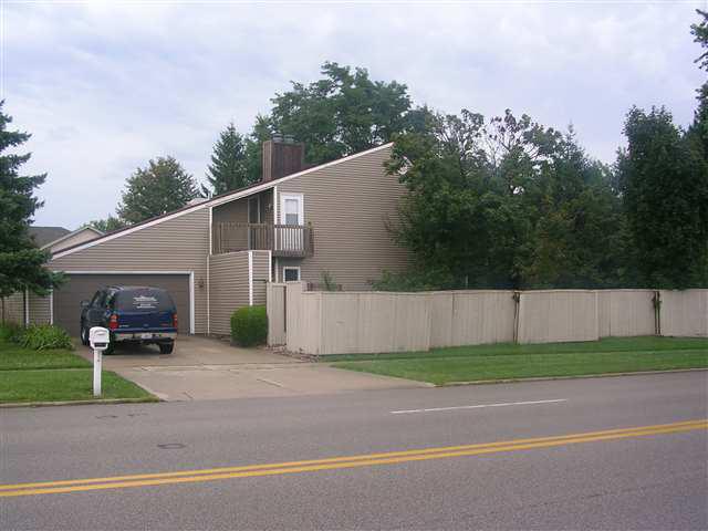 1541 N Hershey Rd., Bloomington, IL 61704