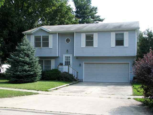 101 E Sycamore, Normal, IL 61761