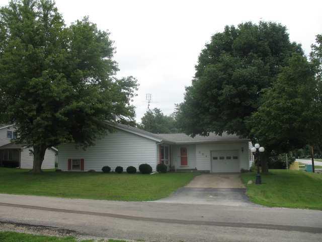 204 N Birch St., Maroa, IL 61756