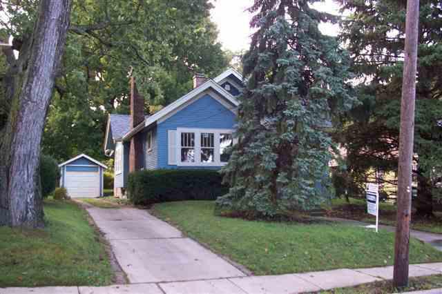 303 Glenn Ave., Normal, IL 61761