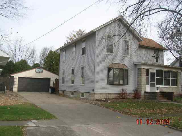209 E South, Pontiac, IL 61764